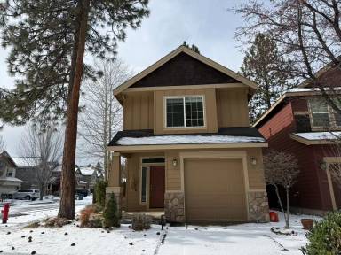 Main picture of 19430 Hollygrape St