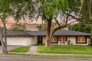 Main picture of 5474 Berkeley Rd