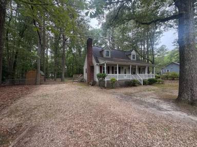 Main picture of 24405 Gaydell Dr