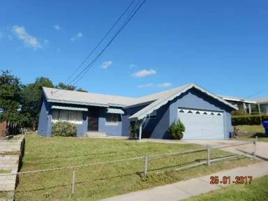 Main picture of 6228 Alderley St