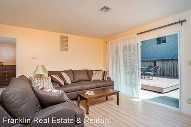 Main picture of 1260 Scott St