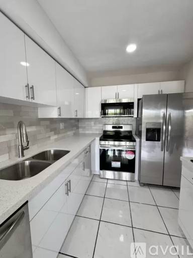 Main picture of 5900 SW 127th Ave