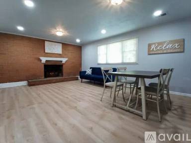 Main picture of 913 N Harrison St