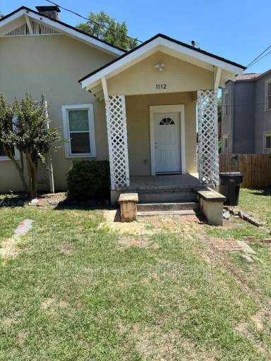 Main picture of 1112 Troupe St