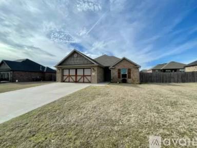 Main picture of 551 Sundowner Ranch Ave