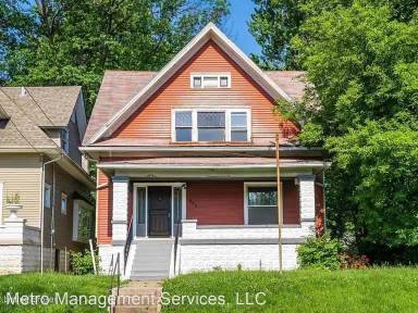 Main picture of 676 Cecil Ave