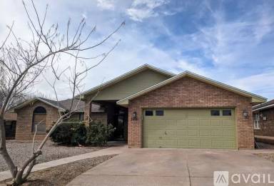 Main picture of 3901 Basswood Dr