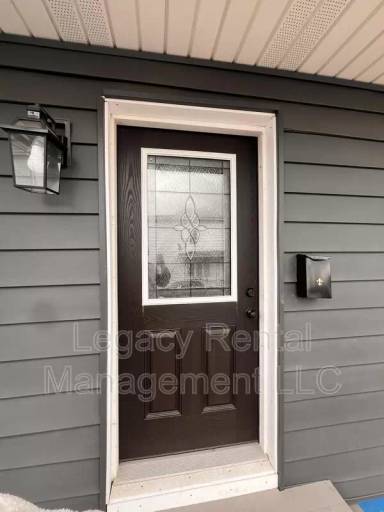Main picture of 123 S Gilbert St