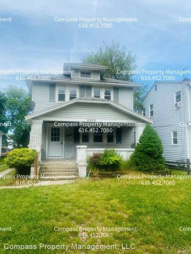 Main picture of 2233 Stafford Ave SW