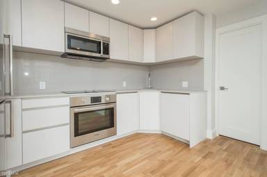 Main picture of 334 Harvard St Apartments