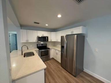 Main picture of 442 Winters St