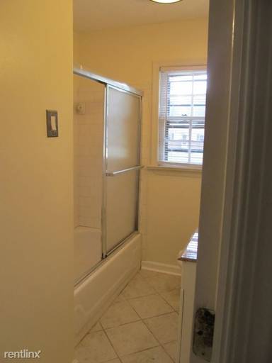 Main picture of 301 Kevin Ct