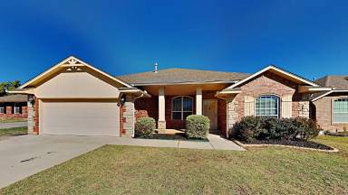 Main picture of 9315 Peachtree Ln