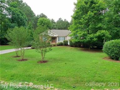 Main picture of 8484 Mayflower Ct