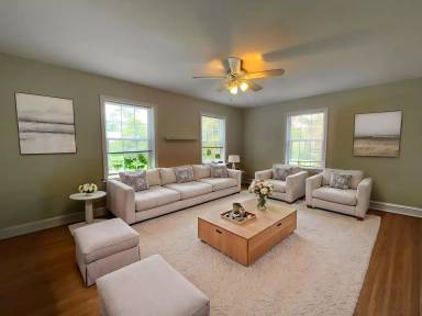 Main picture of 2319 40th St NW