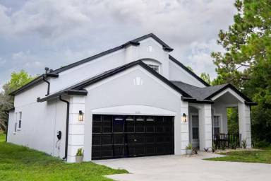 Main picture of 8050 Diablo Ct