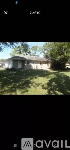 Main picture of 824 Chambers Dr NE