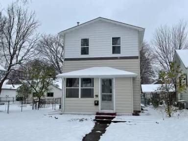 Main picture of 4032 23rd Ave S