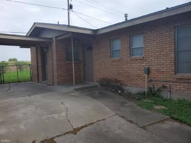 Main picture of 2301 N Parkwood Dr