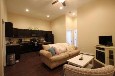 Main picture of 255 State St