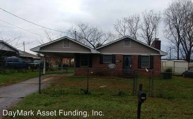 Main picture of 1105 Kaolin Dr