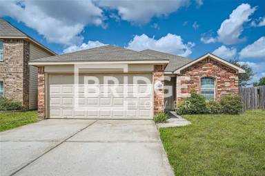 Main picture of 2043 Midlane Dr