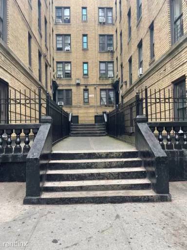 Main picture of 2234 Davidson Ave