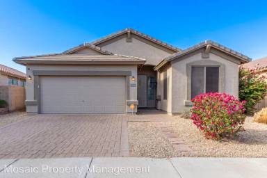 Main picture of 3018 S 102nd Ln