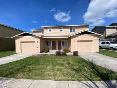 Main picture of 20060 Doanna Way