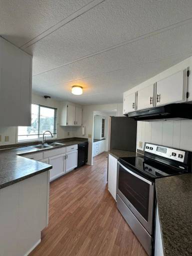 Main picture of 1529 Avon Ct NW