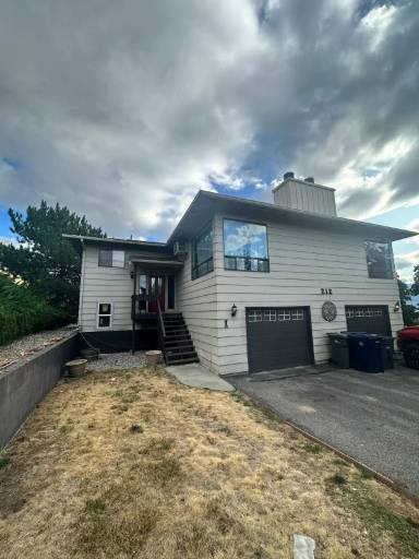Main picture of 212 Stull Ct