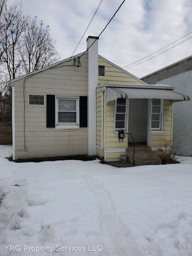 Main picture of 425 N Mulberry St