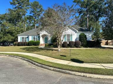 Main picture of 3657 Victoria Dr