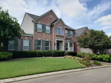 Main picture of 802 Founders Pointe Blvd