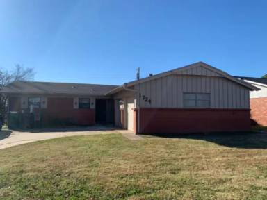 Main picture of 1324 SW 68th St