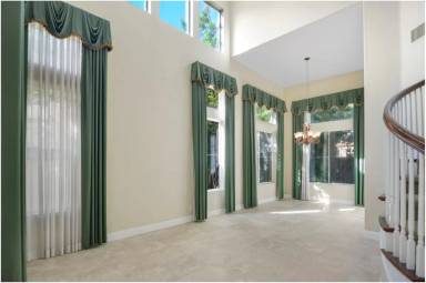 Main picture of 43 Festivo