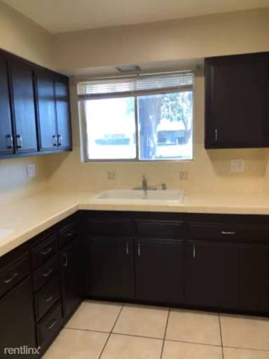 Main picture of 10365 W Peoria Ave