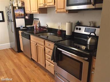 Main picture of 1379 Commonwealth Ave Apartments