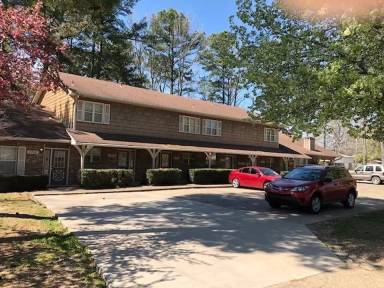 Main picture of 2306 Northeastern Ave