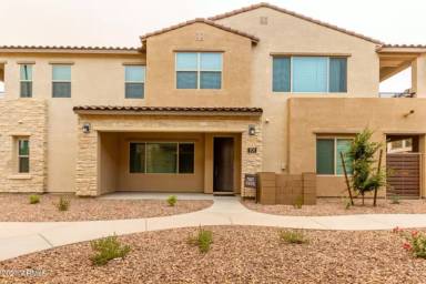 Main picture of 774 E Ginko Ave