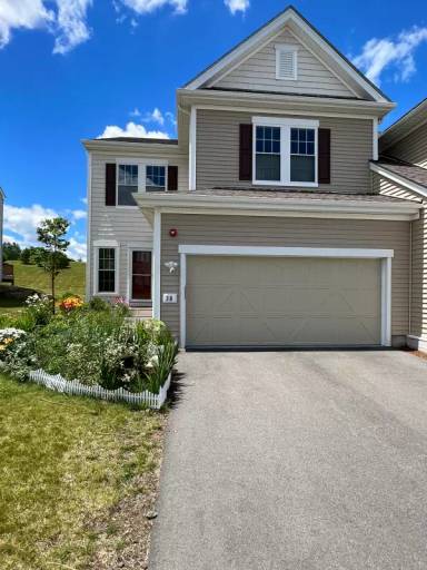 Main picture of 8 Walnut Way