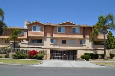 Main picture of 621 D St