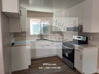 Main picture of 1076 Rosewood Dr