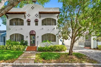 Main picture of 3303 W Empedrado St