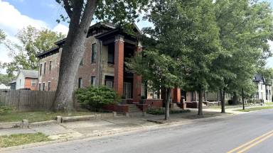 Main picture of 712 SE 2nd St