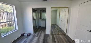 Main picture of 2488 Douglas Ave