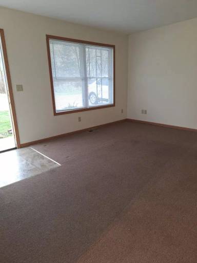 Main picture of 436 W Light St