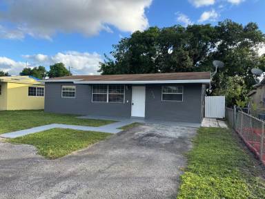 Main picture of 6126 SW 22nd Ct