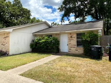 Main picture of 3206 Normand Dr