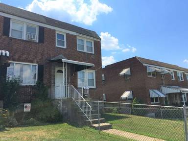 Main picture of 317 Arden Rd W